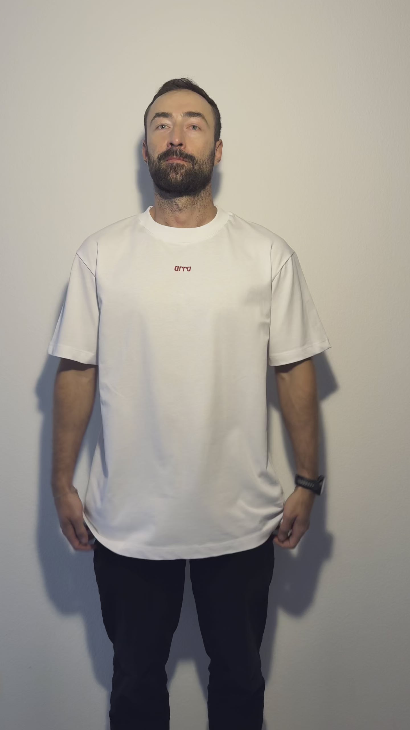 arra - essentials tee white